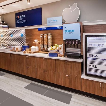 Holiday Inn Express & Suites - Ottawa By Ihg Exterior foto
